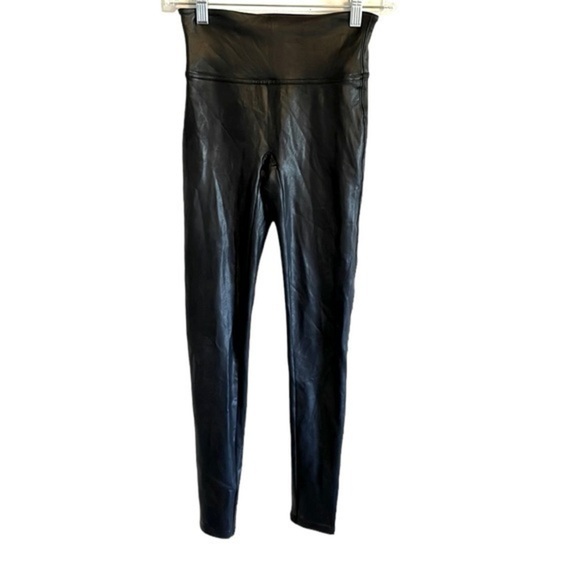 SPANX Faux Leather Leggings Women’s Size Small Mid Rise Black - Picture 2 of 9